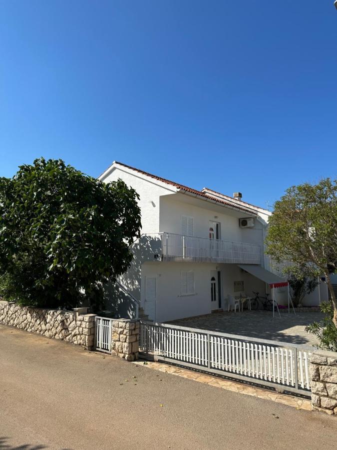Apartmani Marko Novalja Εξωτερικό φωτογραφία