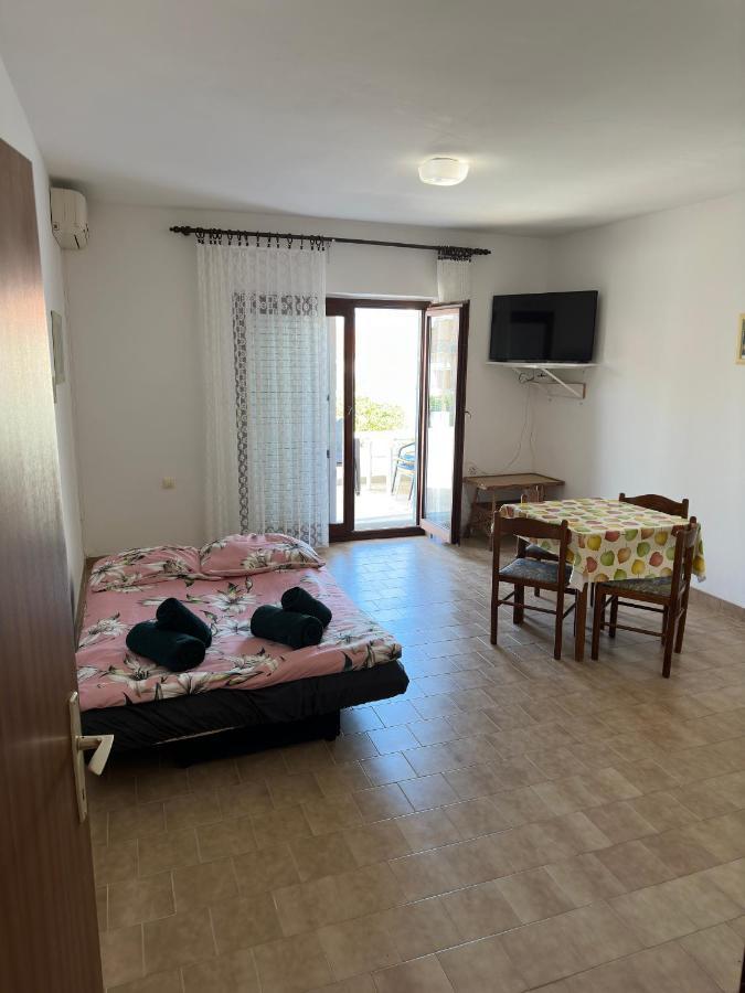 Apartmani Marko Novalja Εξωτερικό φωτογραφία