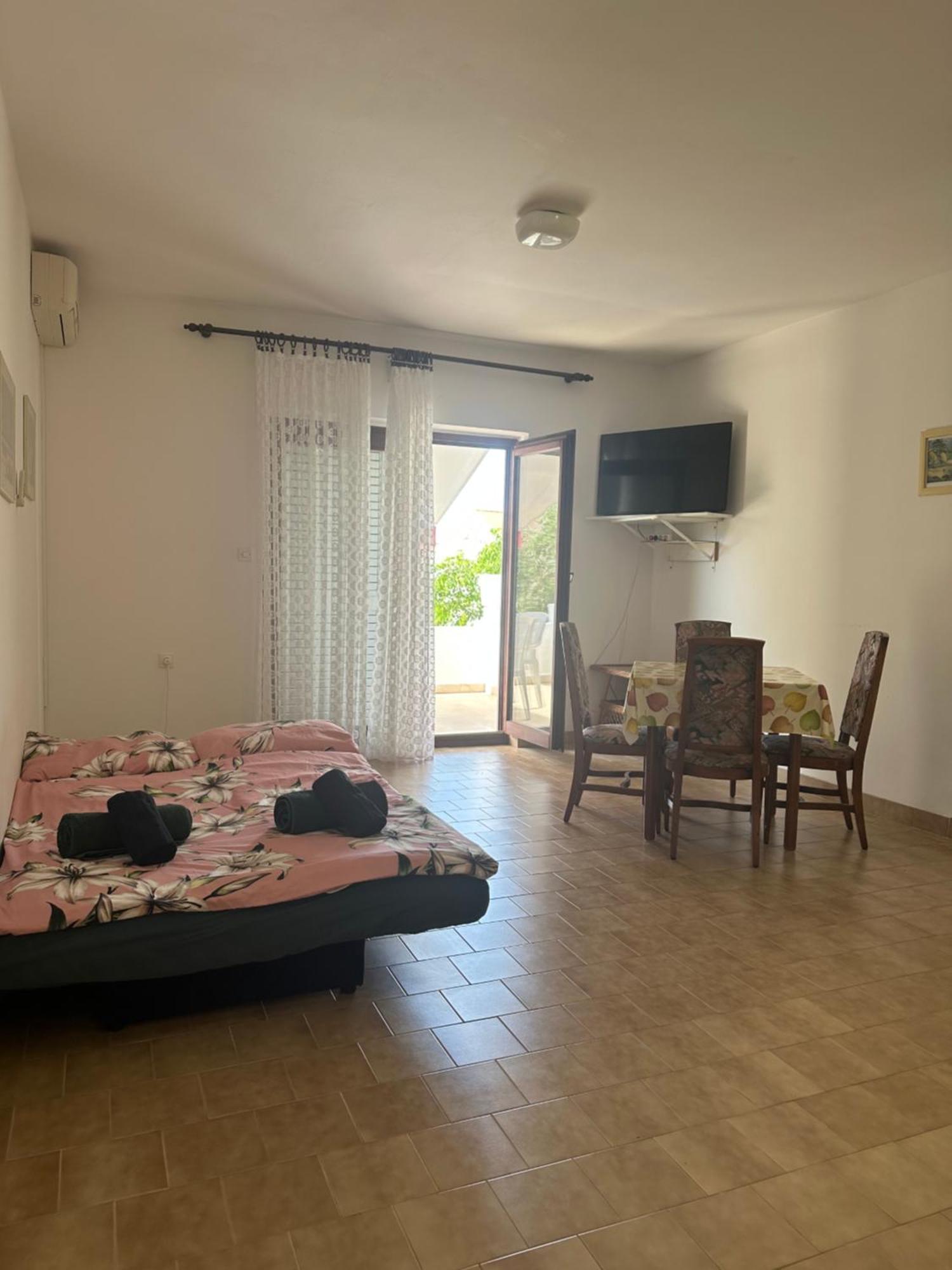 Apartmani Marko Novalja Εξωτερικό φωτογραφία