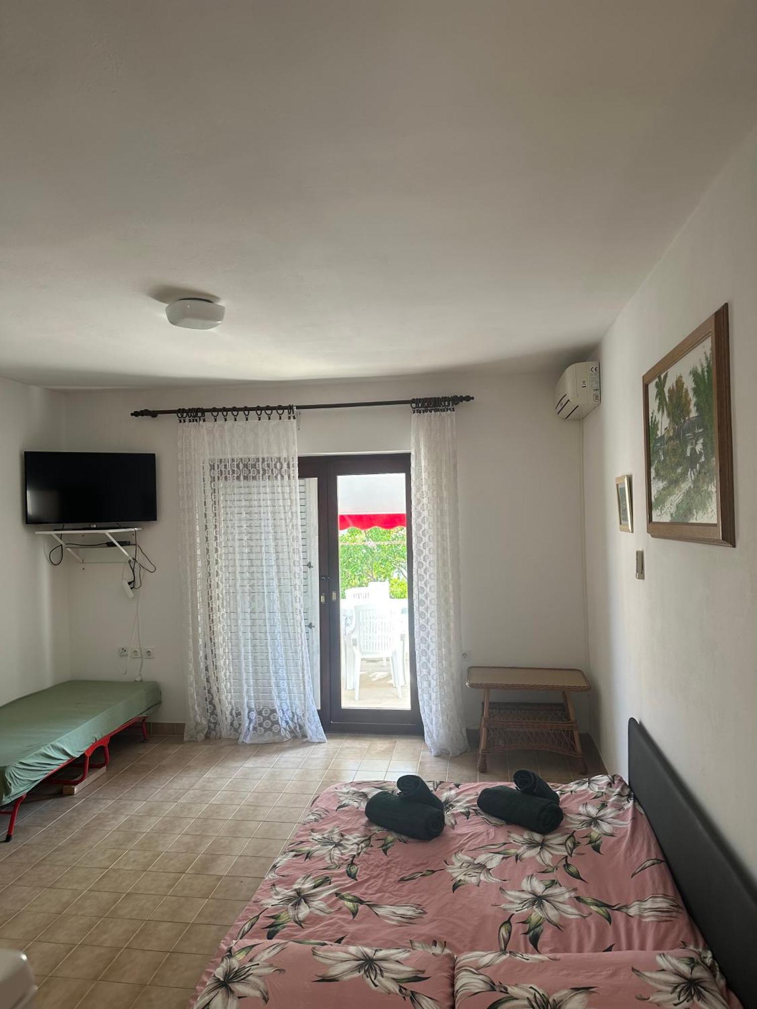 Apartmani Marko Novalja Εξωτερικό φωτογραφία