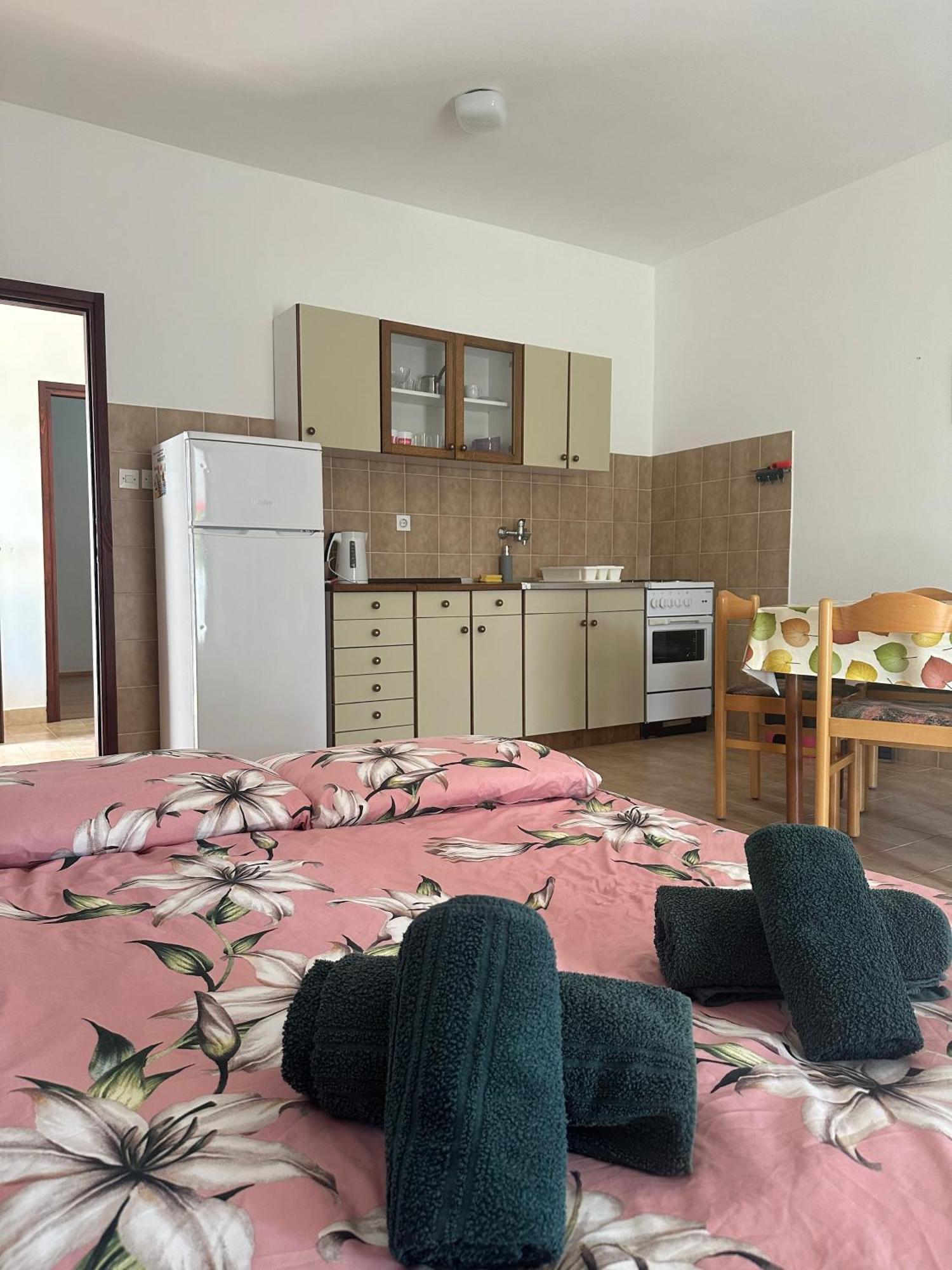 Apartmani Marko Novalja Εξωτερικό φωτογραφία